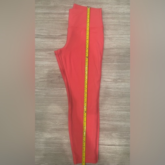 Lululemon Athletica Coral Double-Lined Leggings - Picture 7 of 9